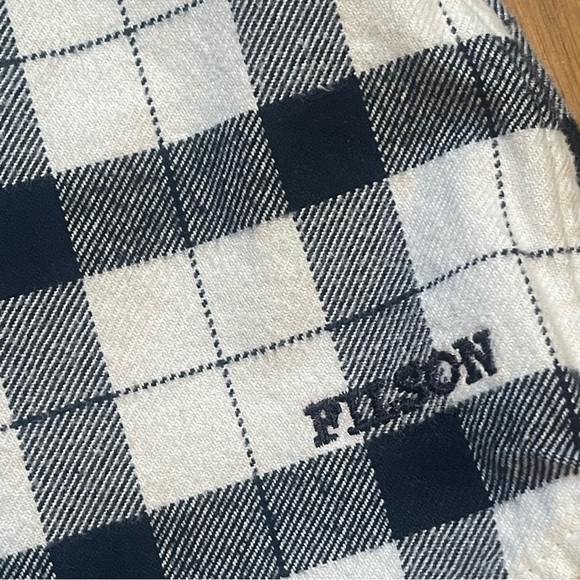 Filson Alaskan Guide Flannel Shacket in Cream/Black Size M - Picture 10 of 16